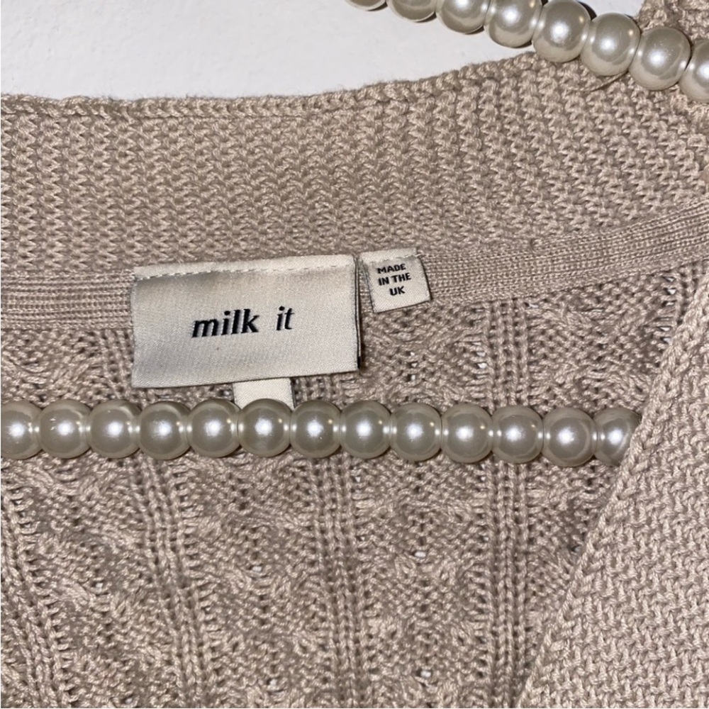 UO - Milk It Cable Knit Cropped Cardigan - Picture 6 of 12